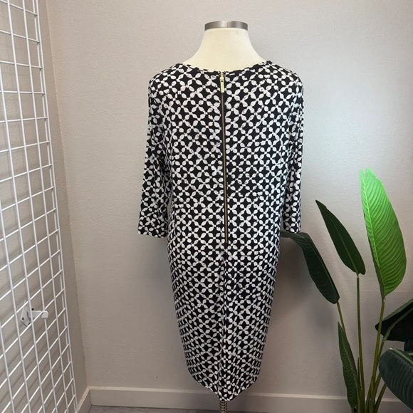 Michael Kors Black & White Geometric Dress - Size 2X - Picture 3 of 4